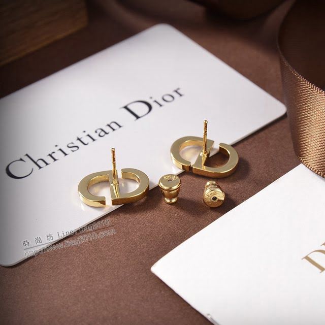 Dior飾品 迪奧經典熱銷款耳釘 2021新款DIOR迪奧字母耳環  zgd1308